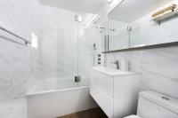 Bathroom Renovations Melbourne image 1